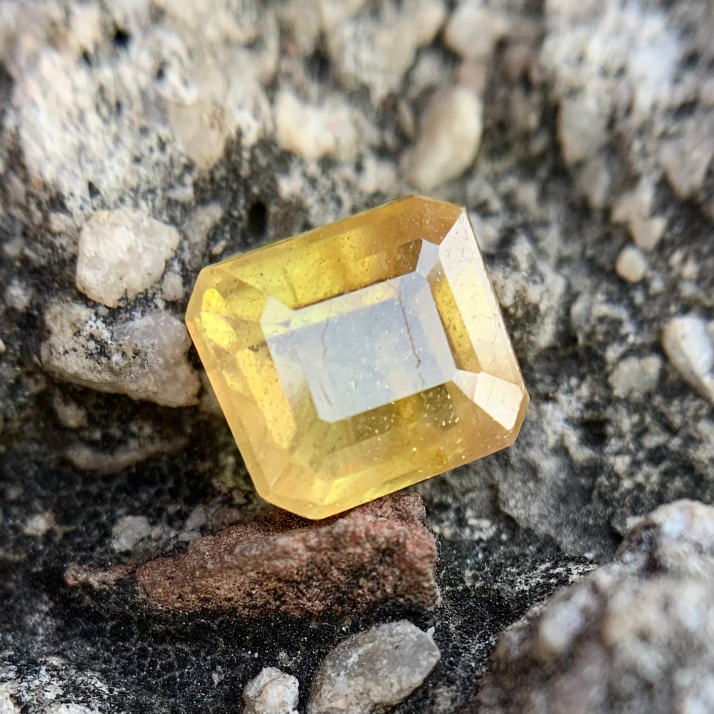 Natural Yellow Sapphire - 4.25 Carat