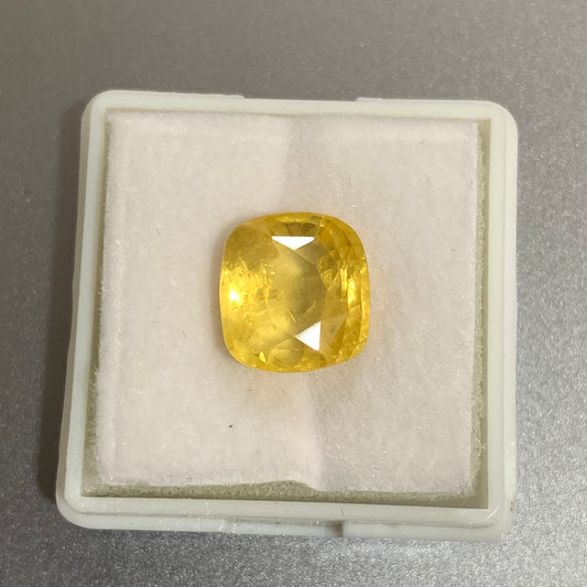 Natürlicher gelber Saphir – 5,35 Karat/5,94 Ratti