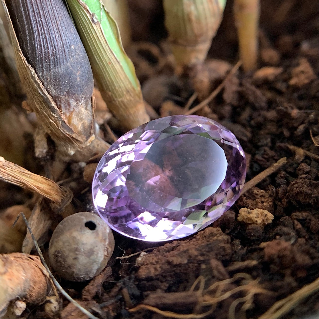 Natural Amethyst - 6.40 Carat/7.10 Ratti