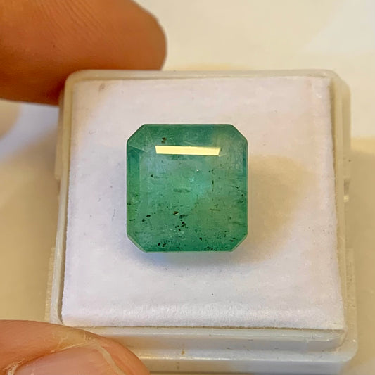 Natural Emerald - 7.75 Carat/8.60 Ratti