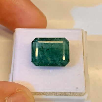 Natural Emerald - 7.88 Carat/8.75 Ratti