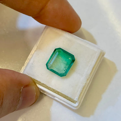 Natural Emerald -3.92 Carat/4.35 Ratti