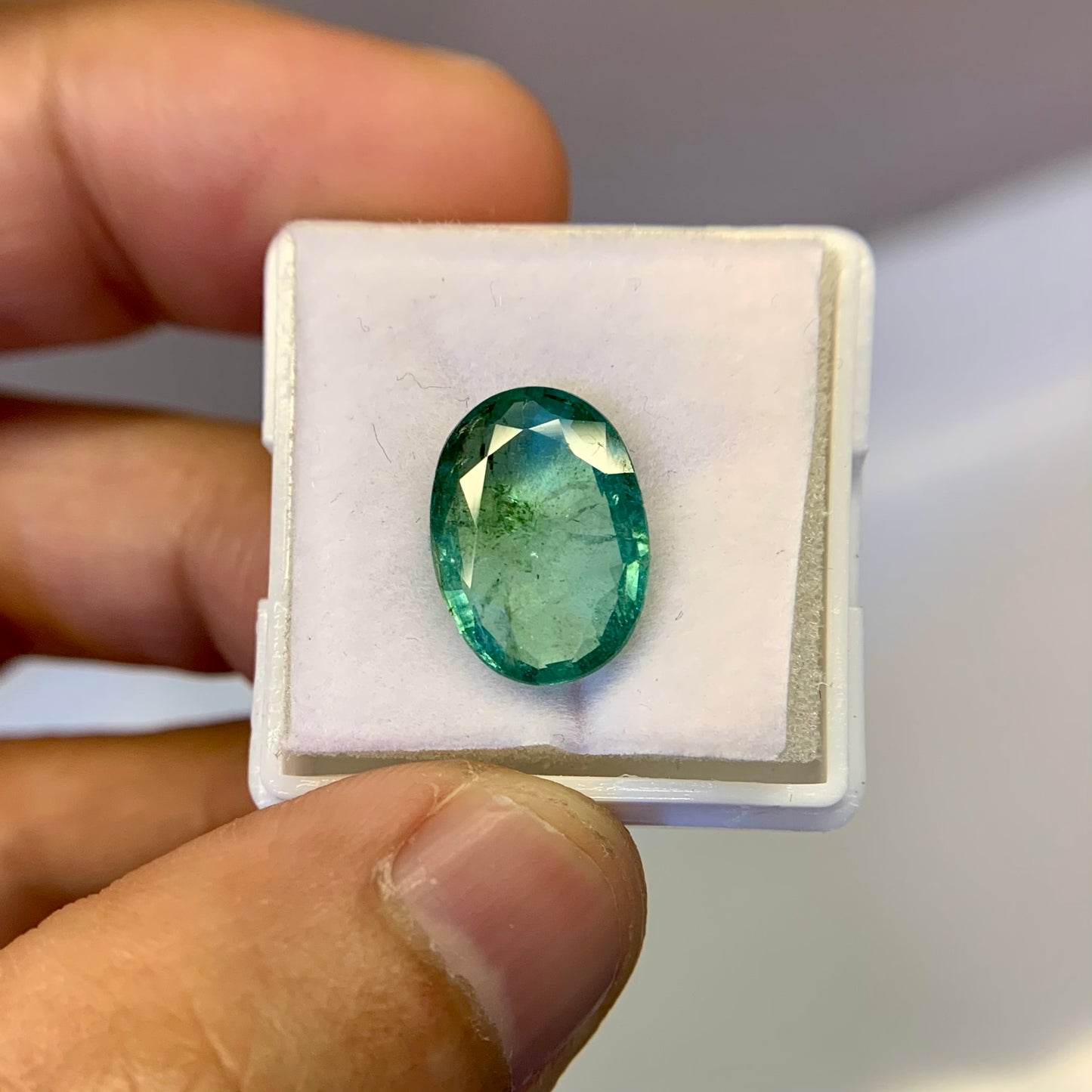 Natural Emerald -4.47 Carat/4.96 Ratti