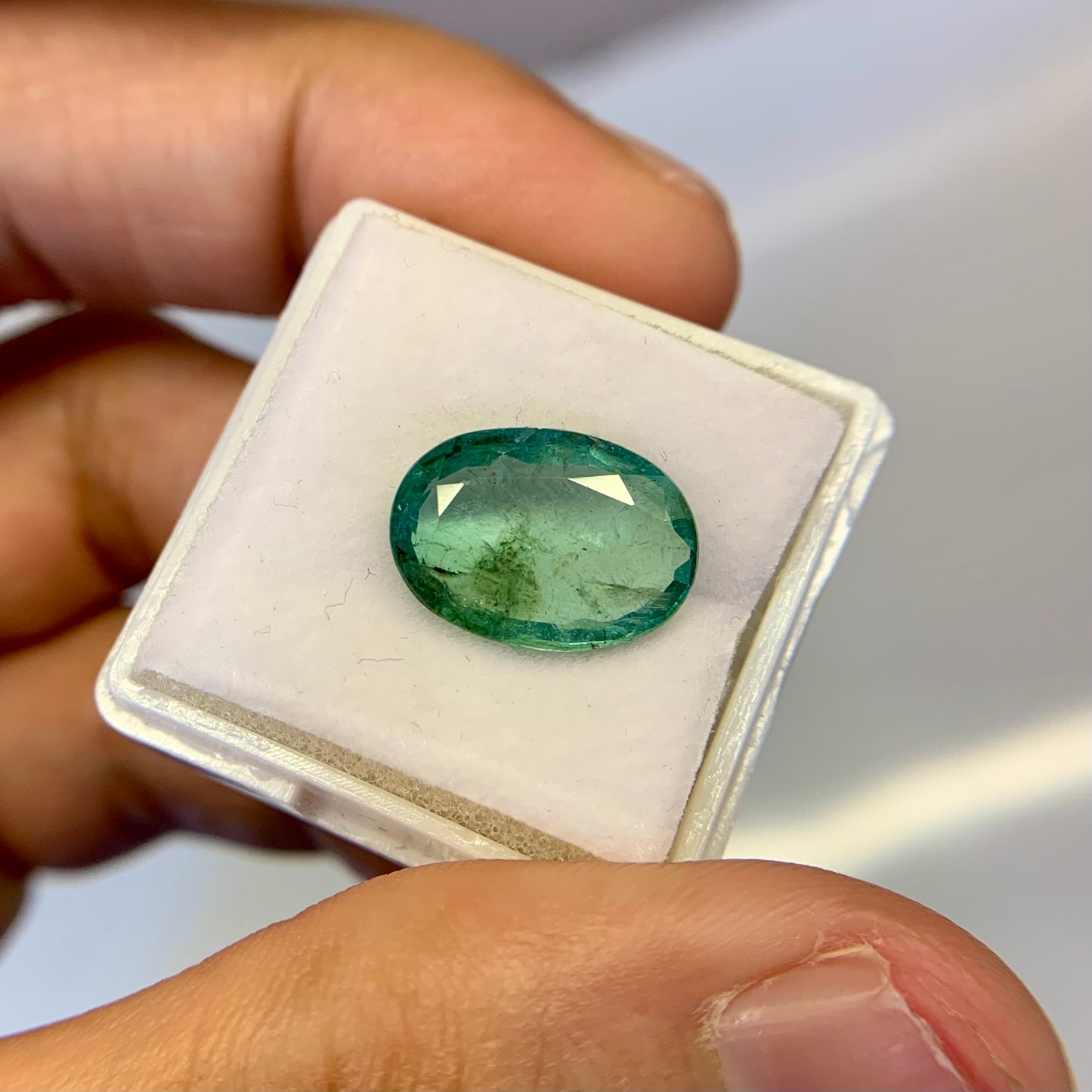 Natural Emerald -4.47 Carat/4.96 Ratti