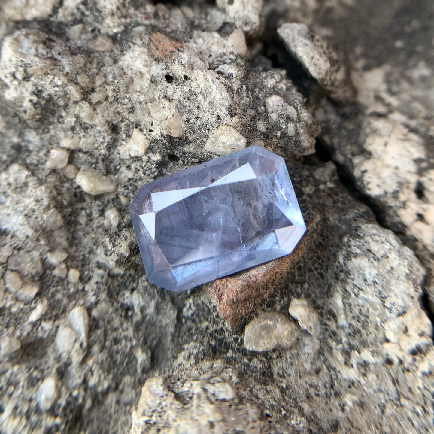 Natural Blue Sapphire - 3.65 Carats/4.05 Ratti