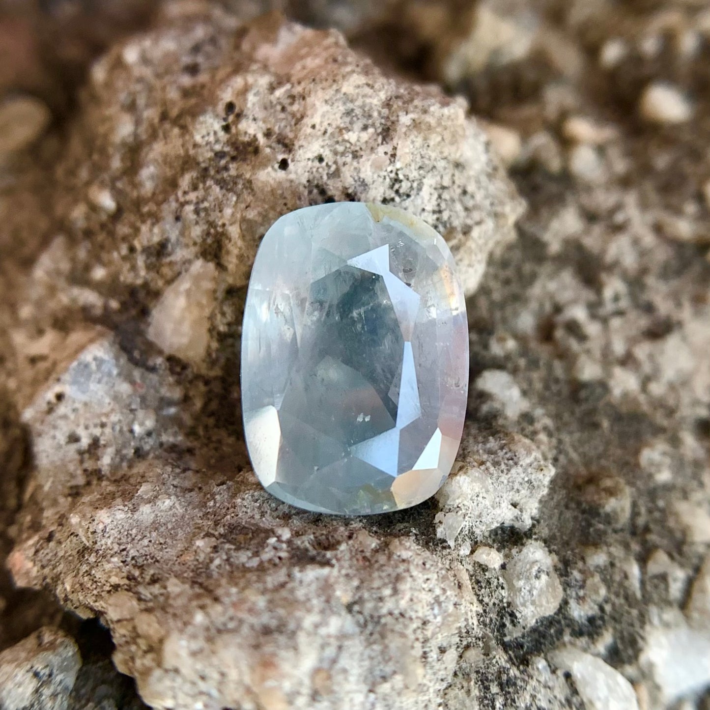 Natural Sapphire (Pitambari) - 5.30 Carats/5.90 Ratti