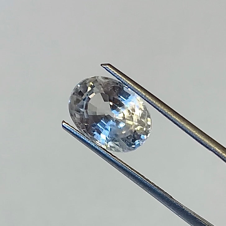 Natural White Zircon - 7 carats