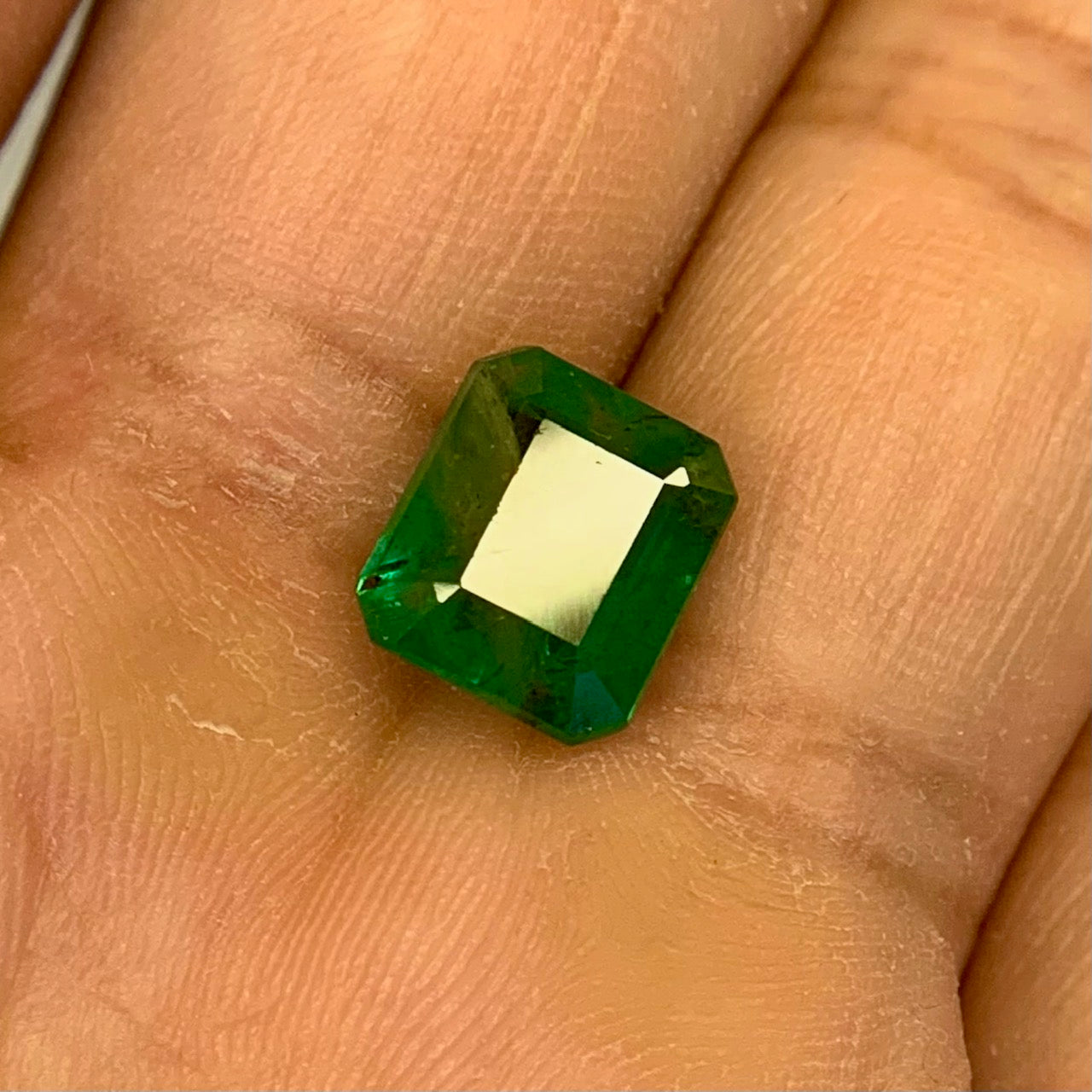 Natural Emerald -4.05 Carat/4.50 Ratti