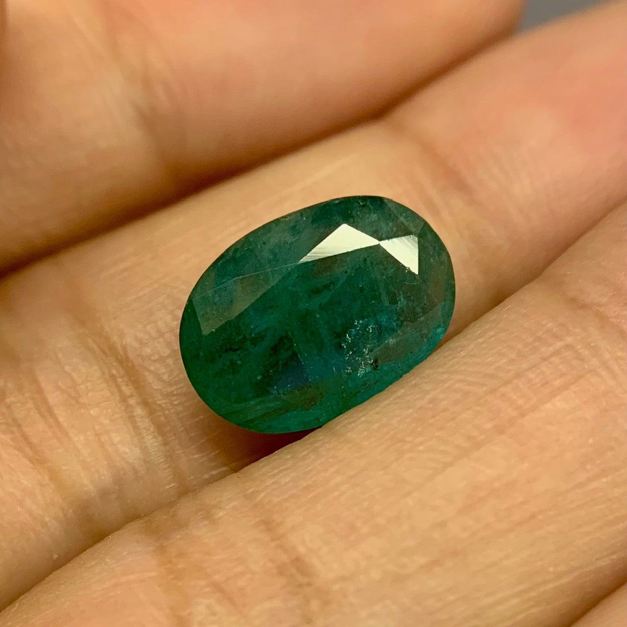 Natural Emerald -5.01 Carat/5.56 Ratti