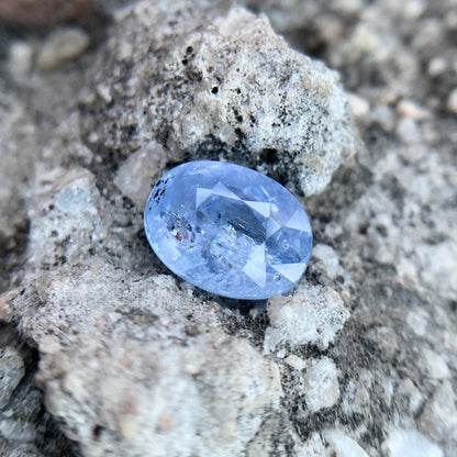 Natürlicher blauer Saphir – 4,10 Karat/4,55 Ratti