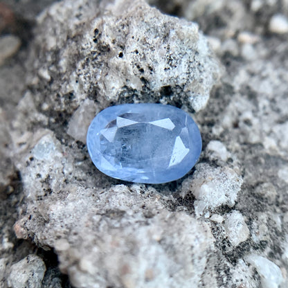 Natürlicher blauer Saphir – 4,00 Karat/4,44 Ratti