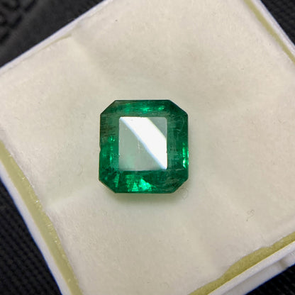 Natürlicher Smaragd – 6,58 Karat/7,30 Ratti