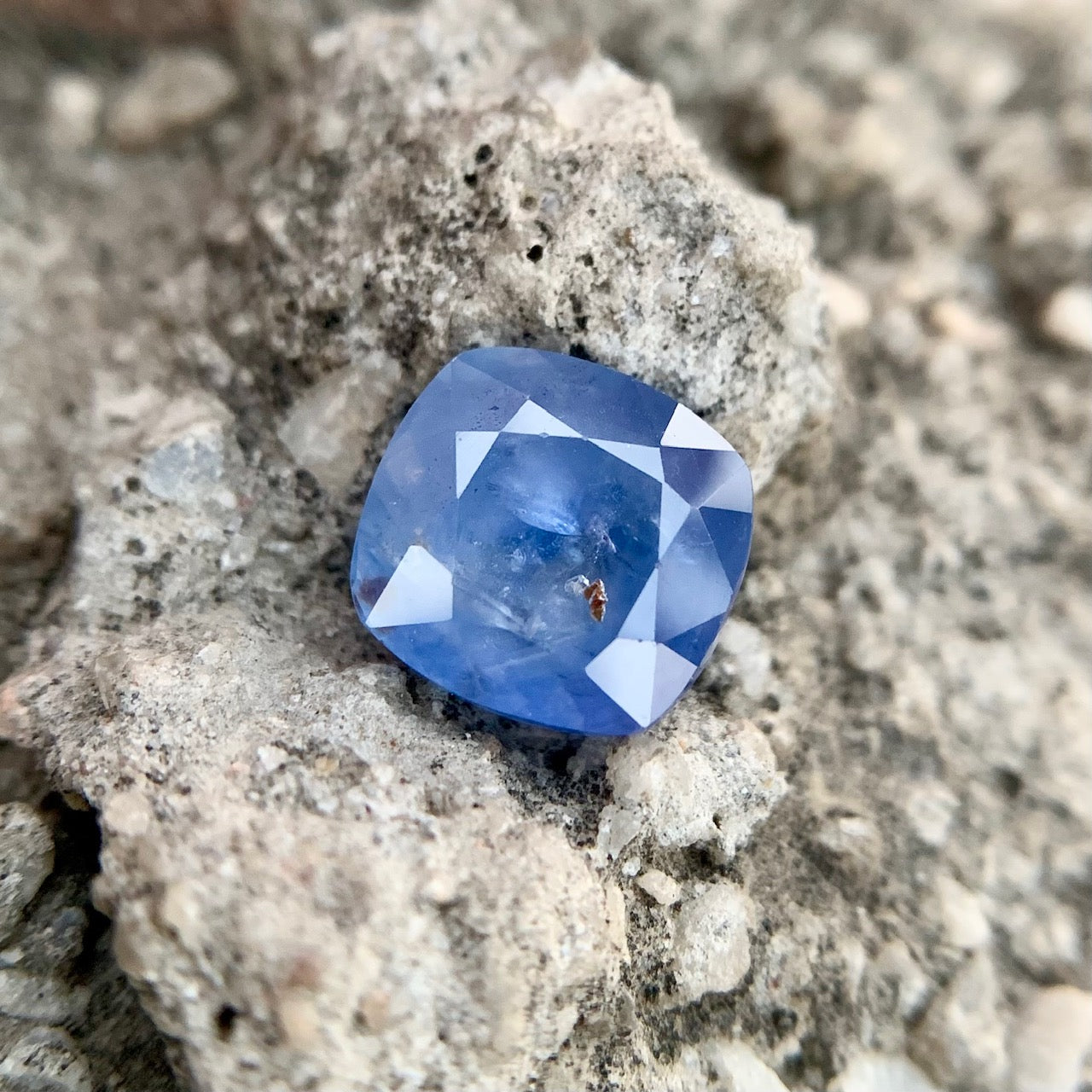 Natural Blue Sapphire - 6.35 Carats/7.05 Ratti