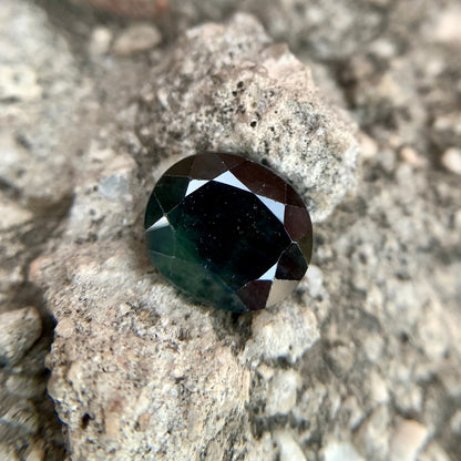 Natural Teal Sapphire - 6.50 Carats/7.22 Ratti