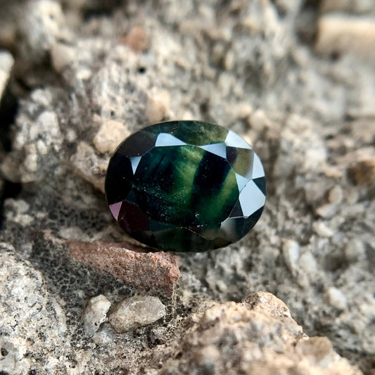 Natural Teal Sapphire - 6.10 Carats/6.80 Ratti