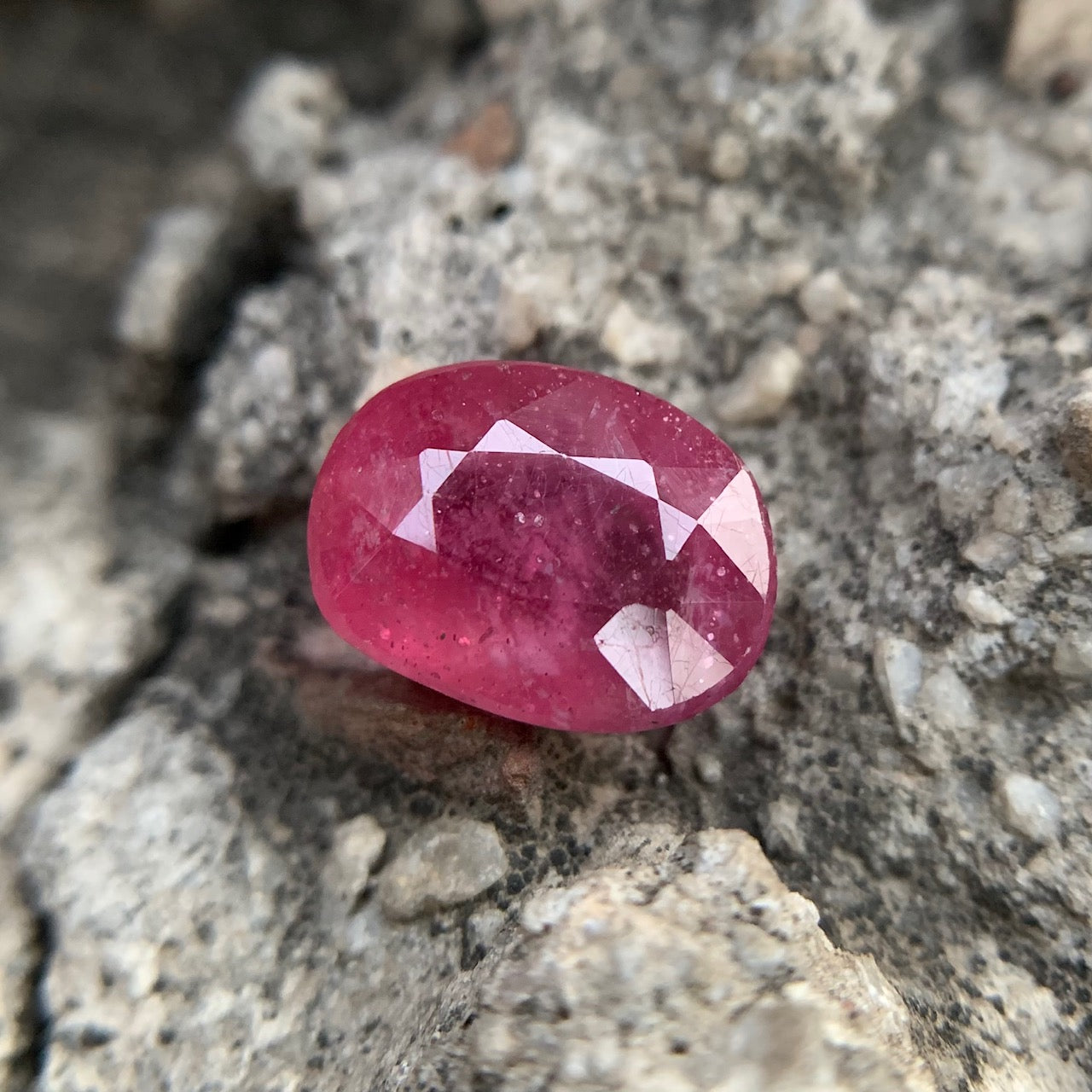 Natural Ruby - 9.05 Carats/10.04 Ratti