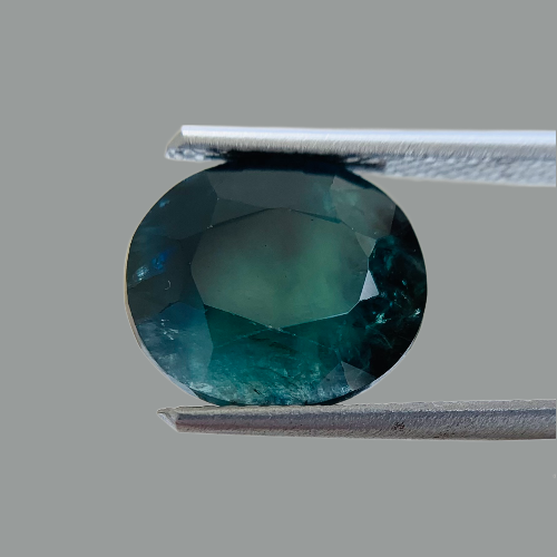 Natural Teal Sapphire - 6.80 Carats/7.55 Ratti