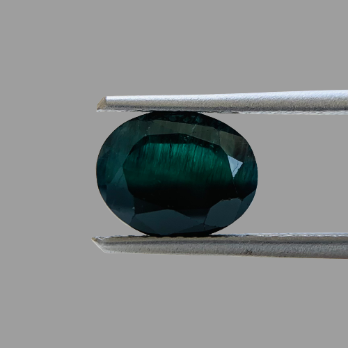 Natural Teal Sapphire - 3.70 Carats/4.10 Ratti