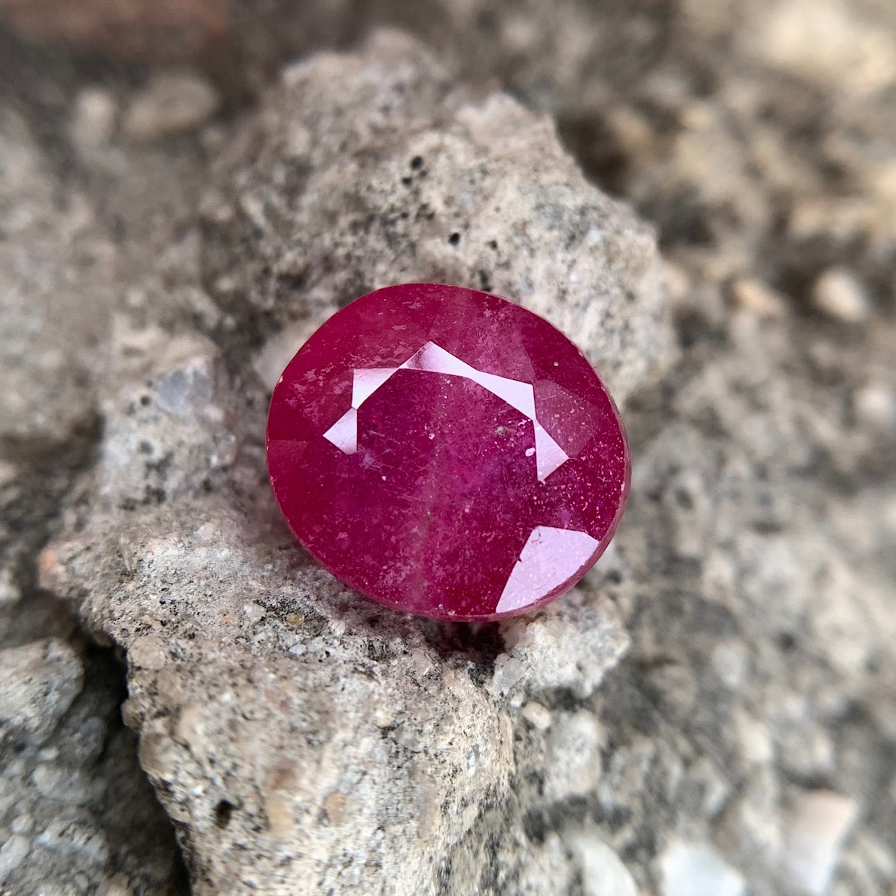 Natural Ruby - 10.65 Carats/11.82 Ratti