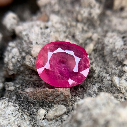 Natural Ruby - 4.80 Carats/5.33 Ratti