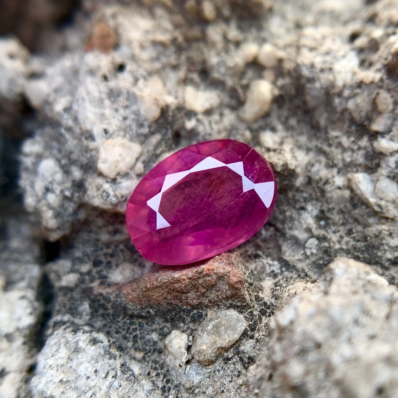 Natural Ruby - 3.45 Carats/3.83 Ratti