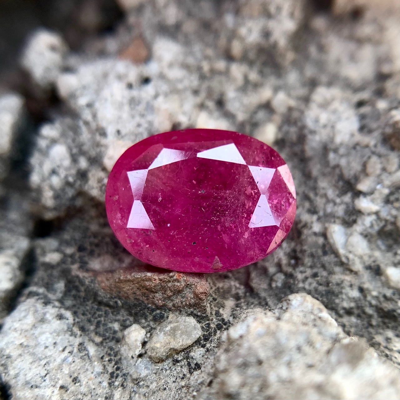 Natural Ruby - 7.40 Carats/8.21 Ratti