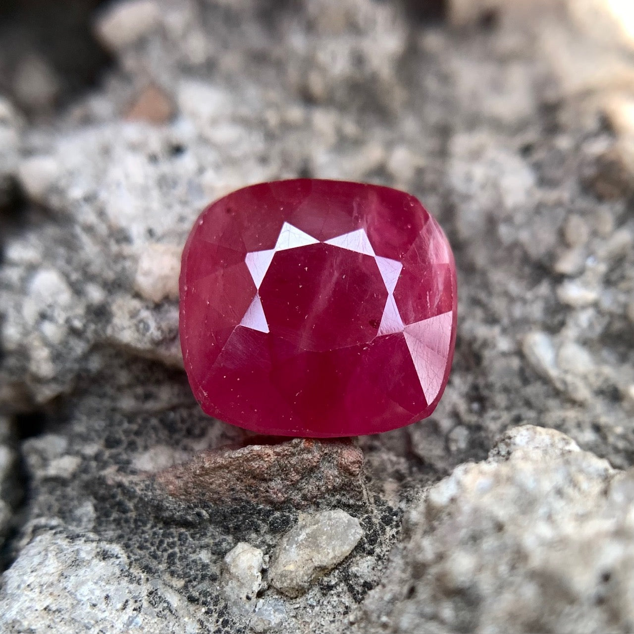 Natural Ruby - 8.60 Carats/9.55 Ratti