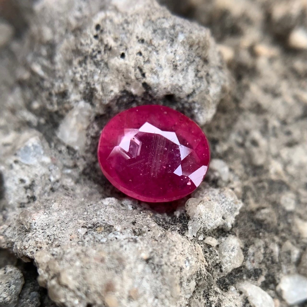 Natural Ruby - 4.30 Carats/4.77 Ratti