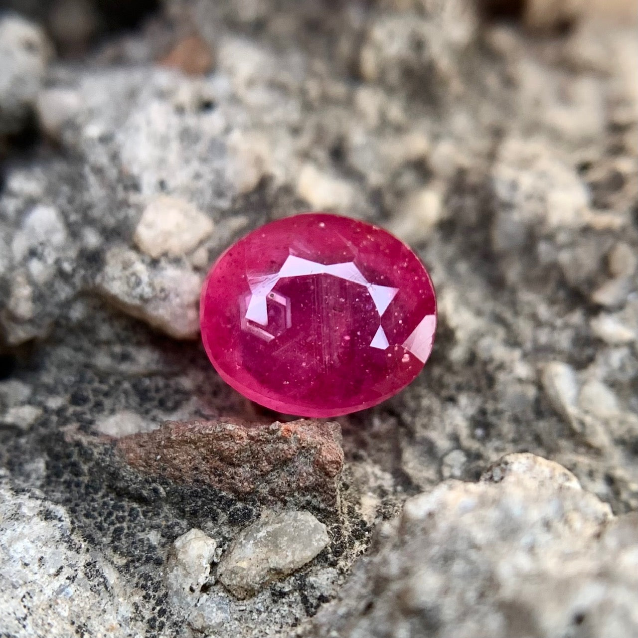 Natural Ruby - 4.30 Carats/4.77 Ratti