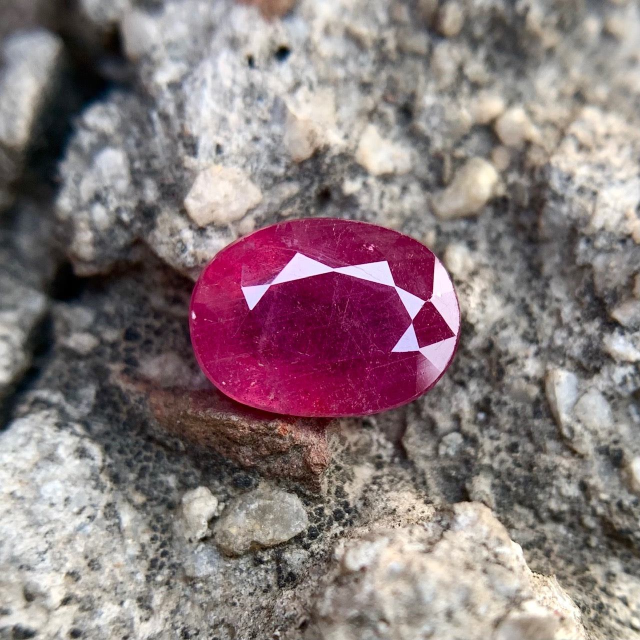 Natural Ruby - 5.50 Carats/6.10 Ratti