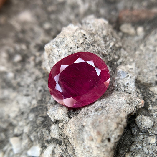 Natural Ruby - 7.25 Carats/8.05 Ratti