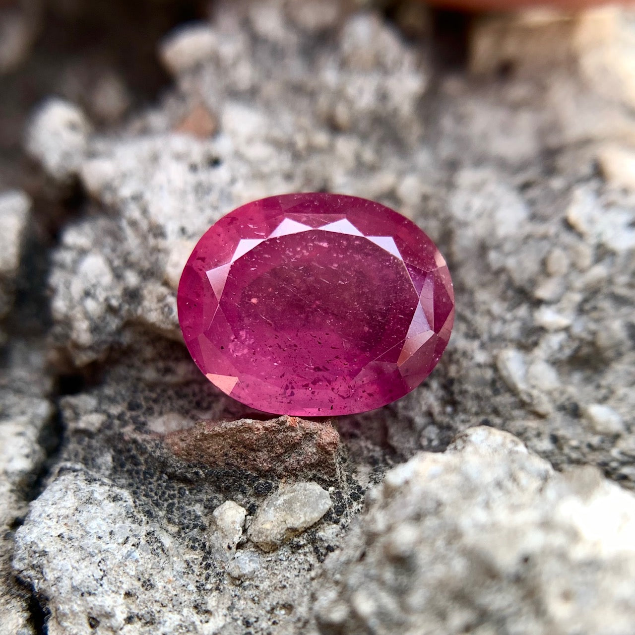 Natural Ruby - 8.15 Carats/9.05 Ratti