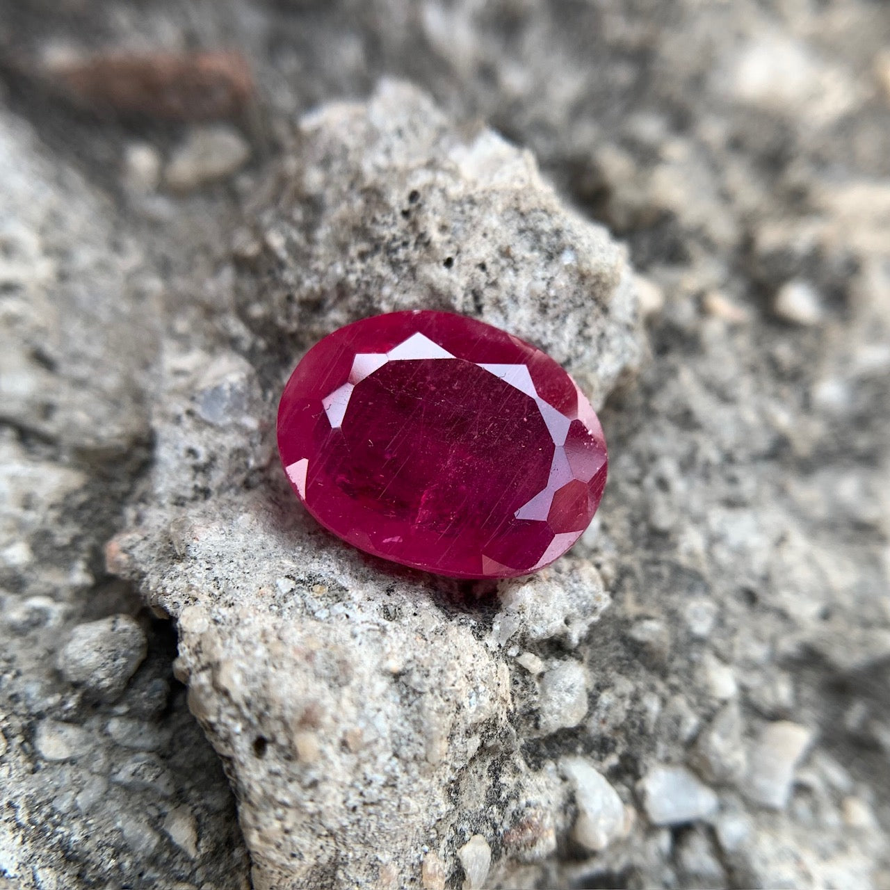 Natural Ruby - 7.60 Carats/8.44 Ratti