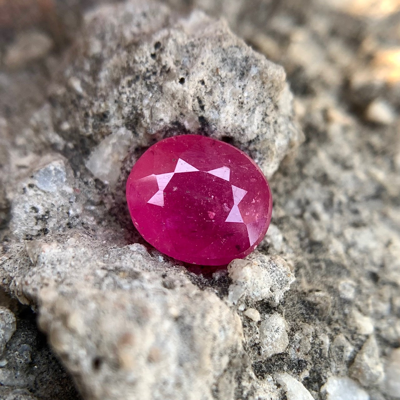 Natural Ruby - 4.40 Carats/4.88 Ratti