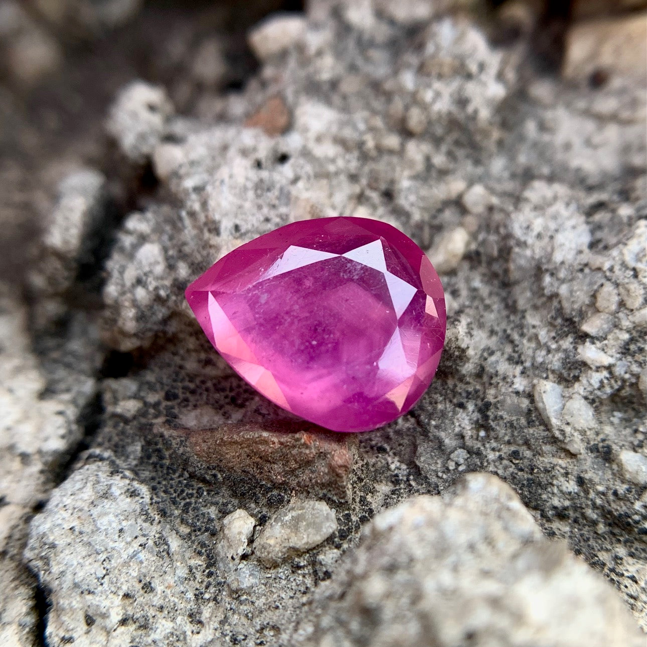 Natural Ruby - 7.45 Carats/8.27 Ratti