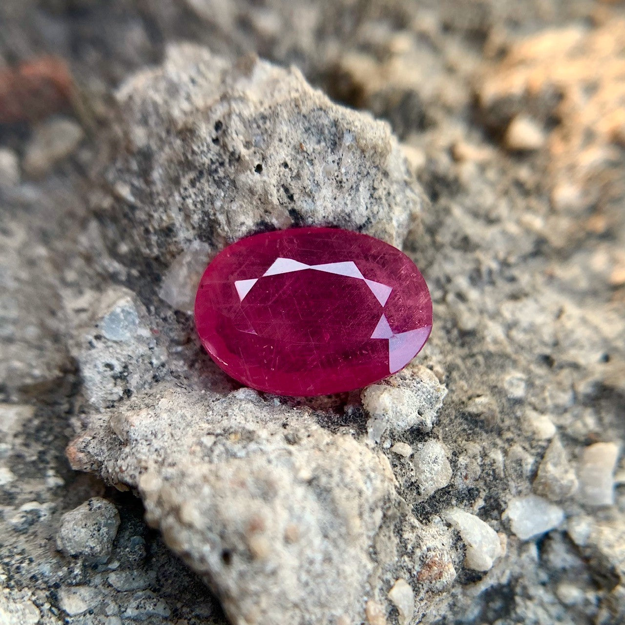 Natural Ruby - 4.20 Carats/4.66 Ratti