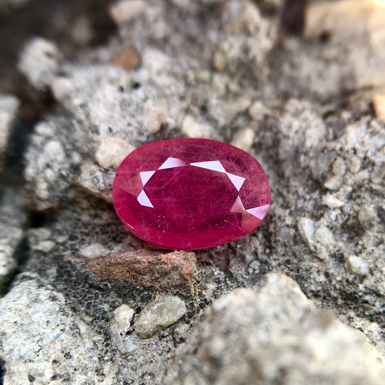 Natural Ruby - 4.20 Carats/4.66 Ratti