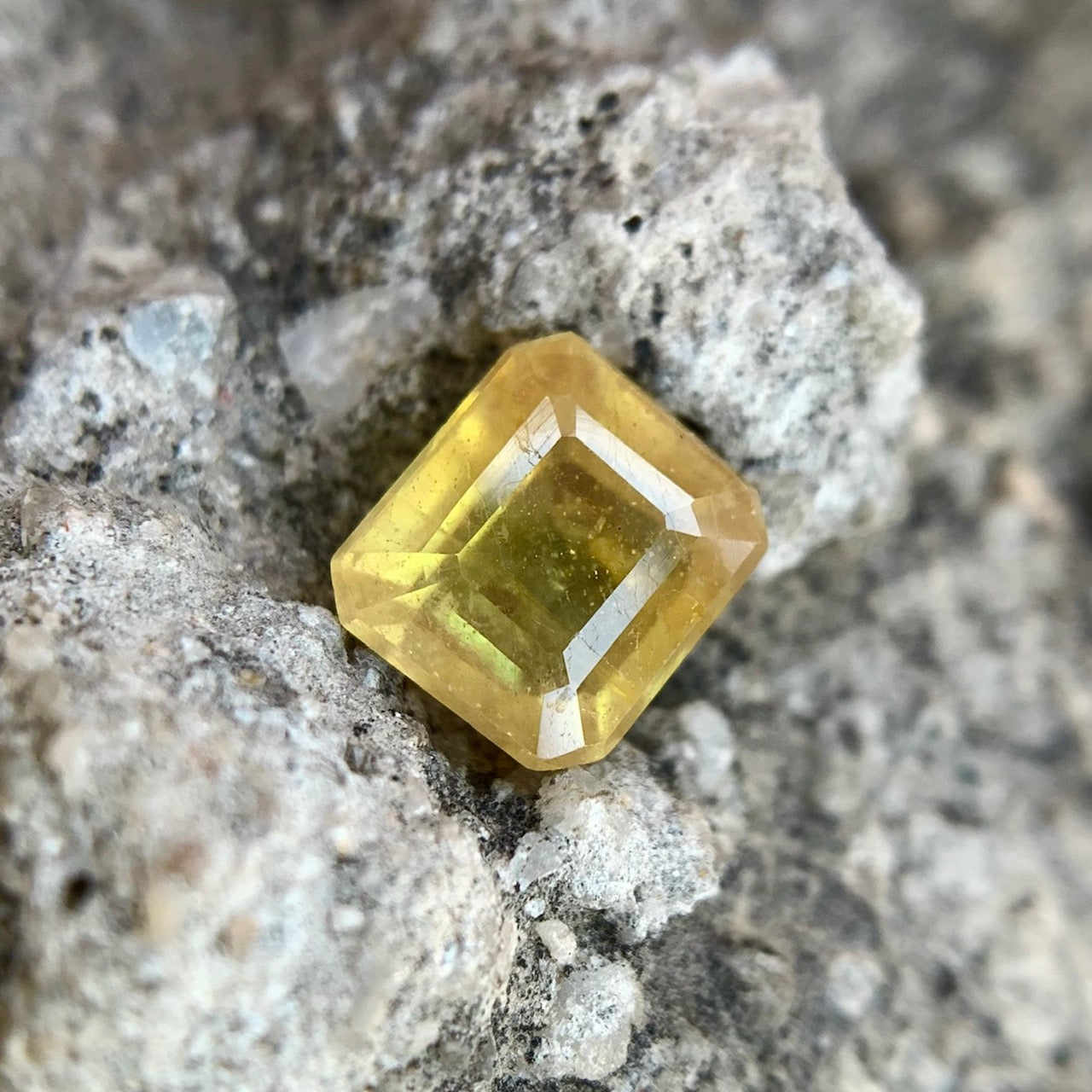 Natural Yellow Sapphire - 4.25 Carat