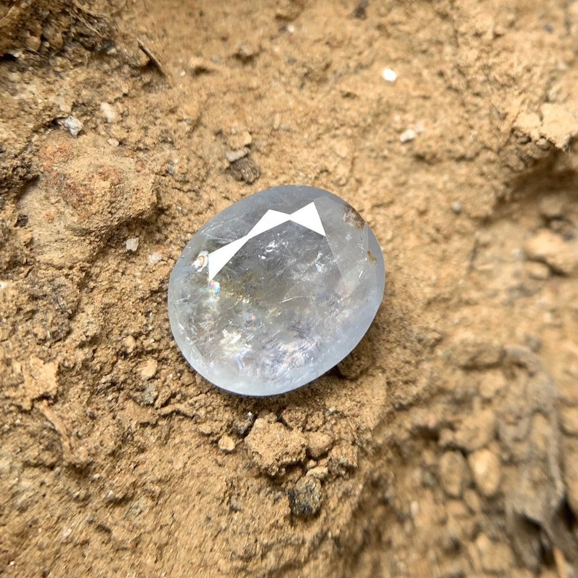 Natural Blue Sapphire - 2.90 Carats/3.22 Ratti