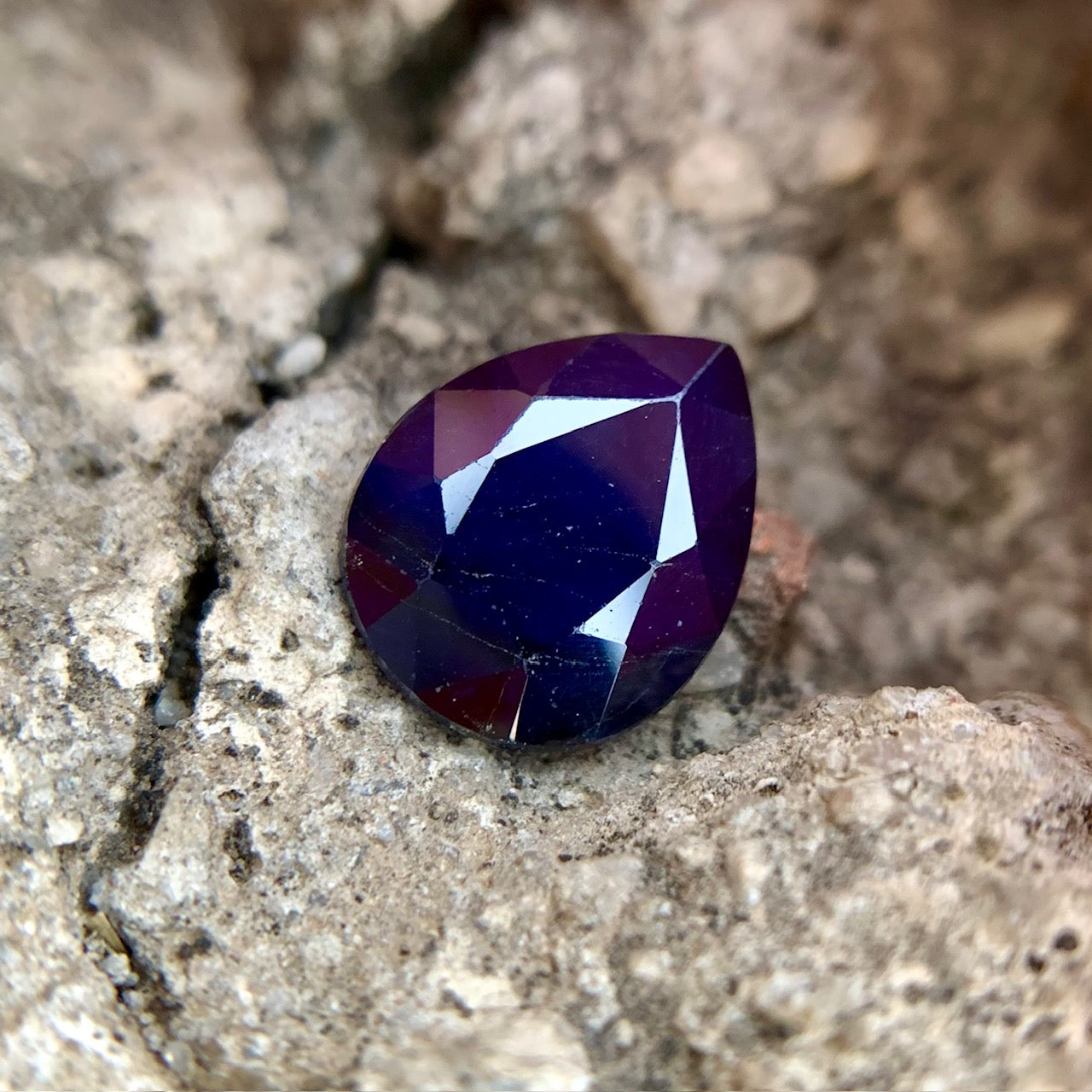 Natural Blue Sapphire - 3.75 Carats/4.16 Ratti