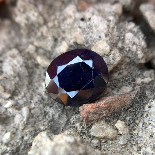 Natural Blue Sapphire - 3.95 Carats/4.38 Ratti