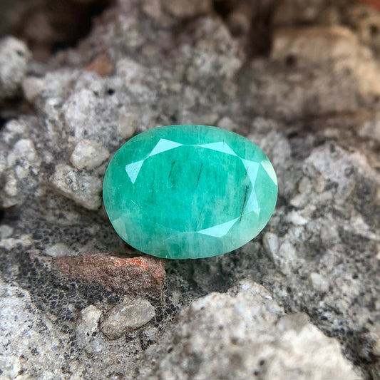 Natural Emerald - 5.95 carat/6.60 Ratti