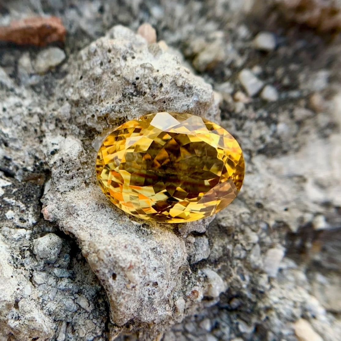 Natural Citrine - 9.52 Carat/10.57 Ratti