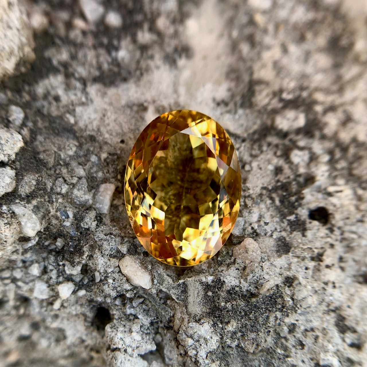 Natural Citrine - 9.52 Carat/10.57 Ratti