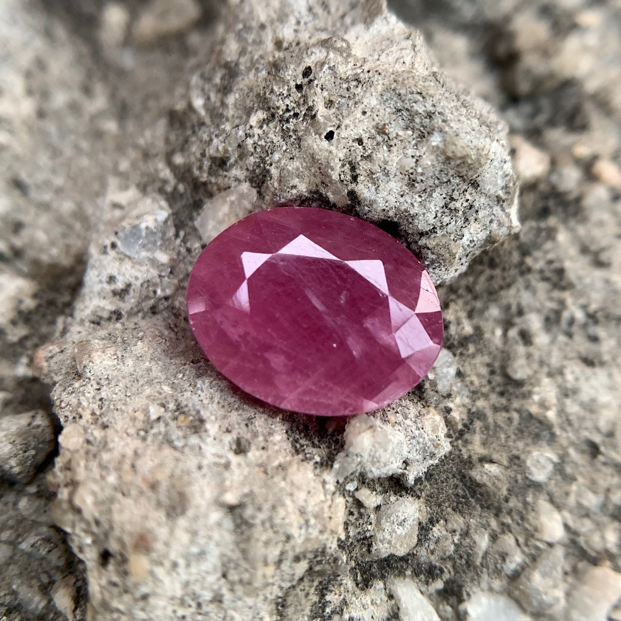 Natural Ruby - 4.71 Carats/5.23 Ratti