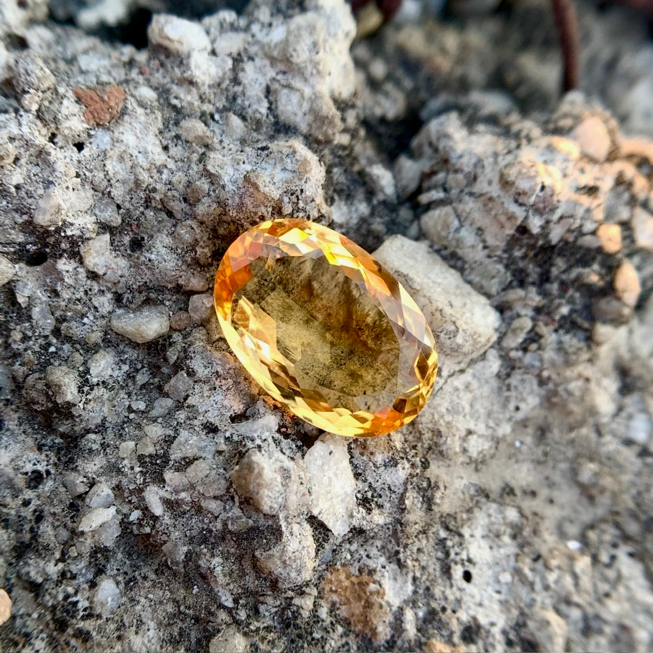 Natural Citrine - 4.00 Carat/4.44 Ratti