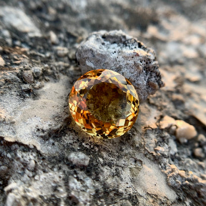 Natural Citrine - 8.15 Carat/9.05 Ratti