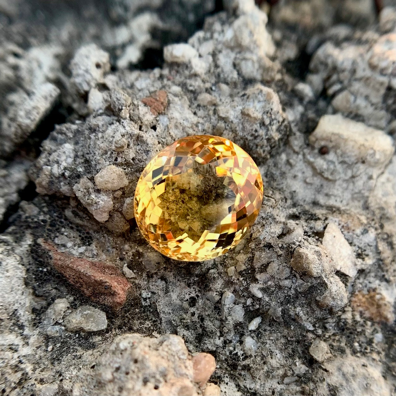 Natural Citrine - 7.15 Carat/7.94 Ratti