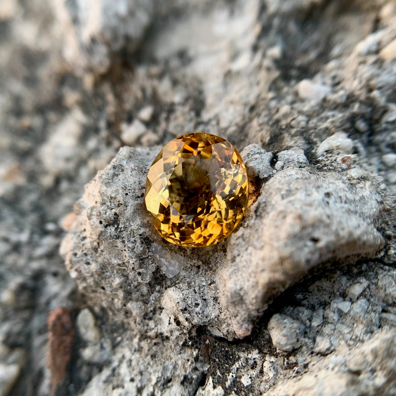 Natural Citrine - 5.65 Carat/6.27 Ratti