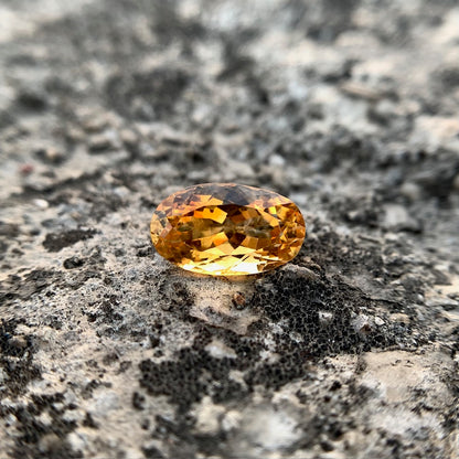 Natural Citrine - 4.90 Carat/5.44 Ratti